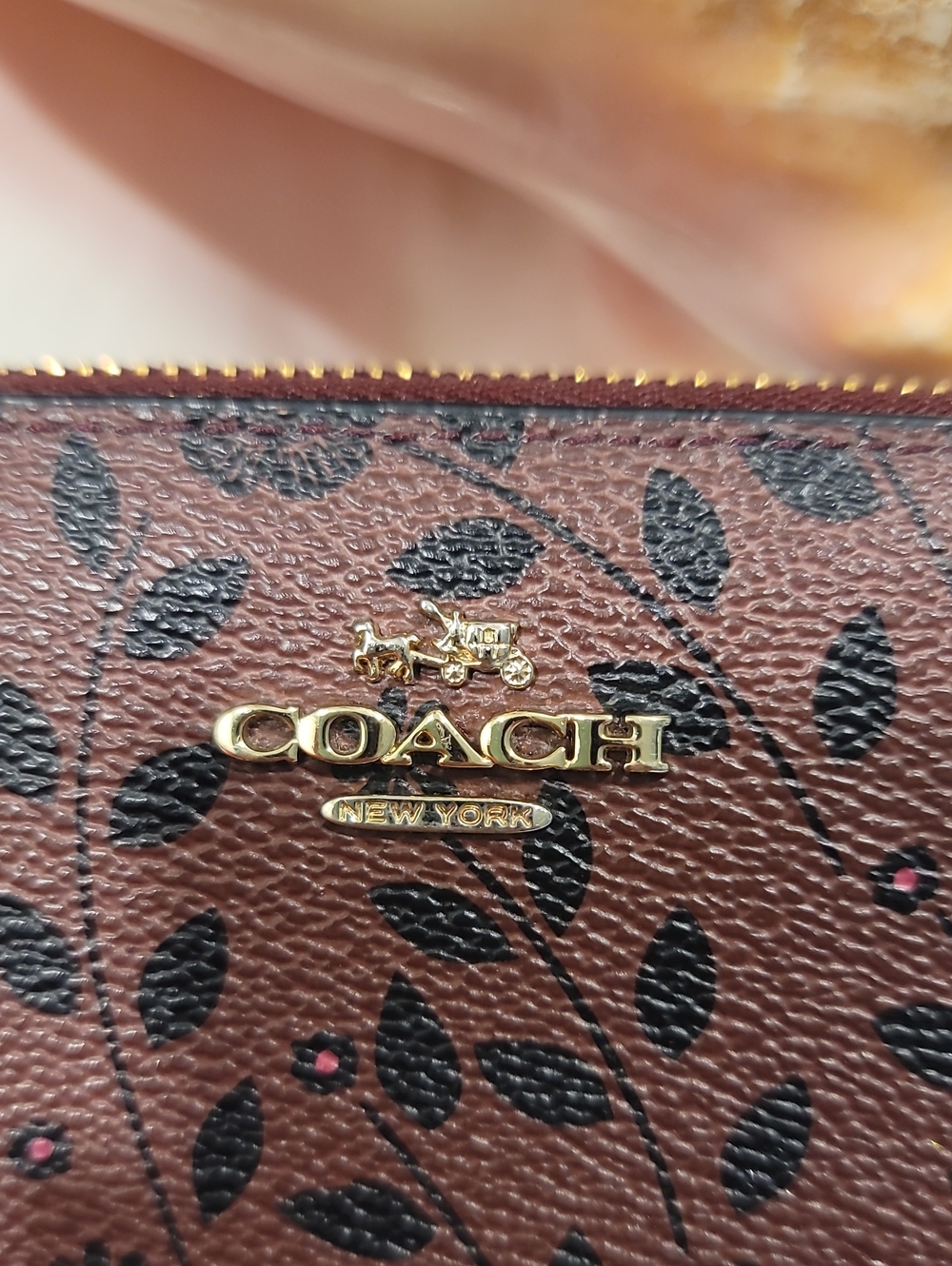 Beautiful Coach Wallet - Picture 2 of 5